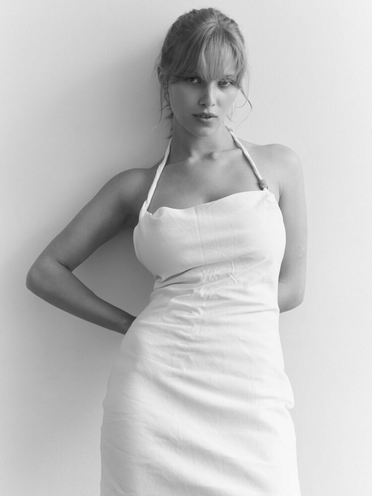 laura_by_marcusmilostic04