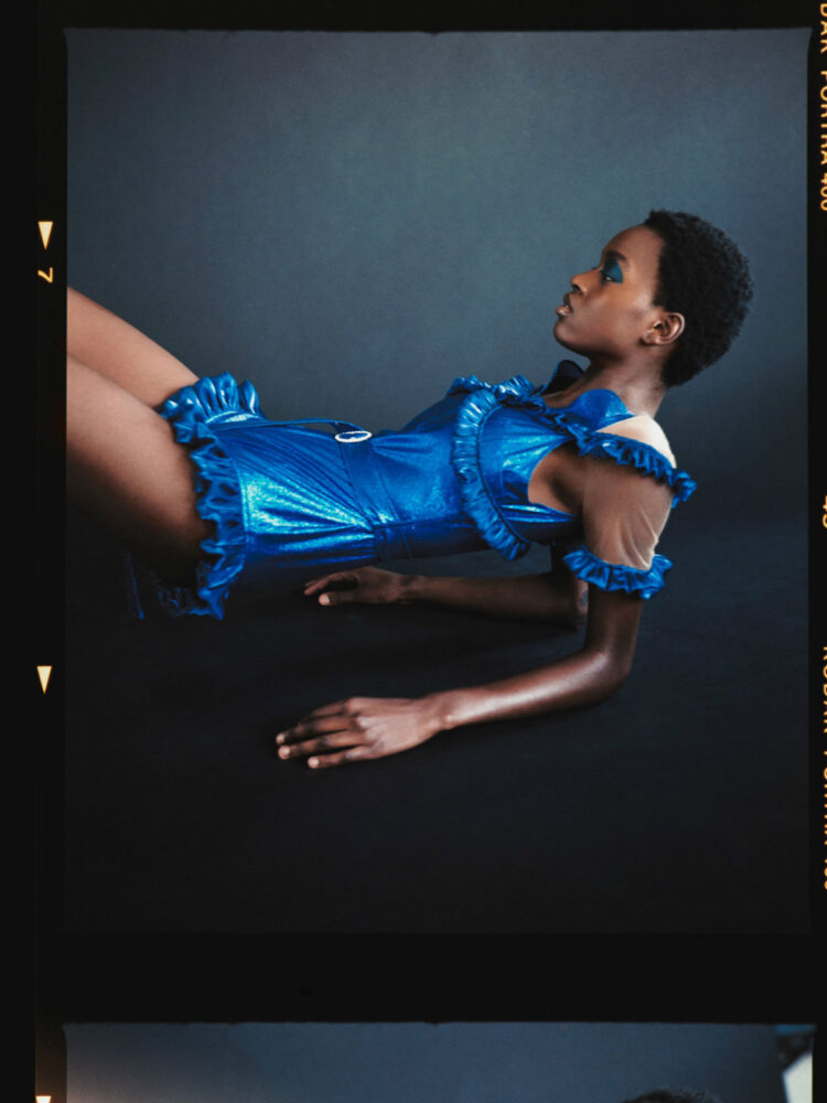 SILVIA-MORALES---Elite-Model-Management-Spain_portfolio_13-(2)