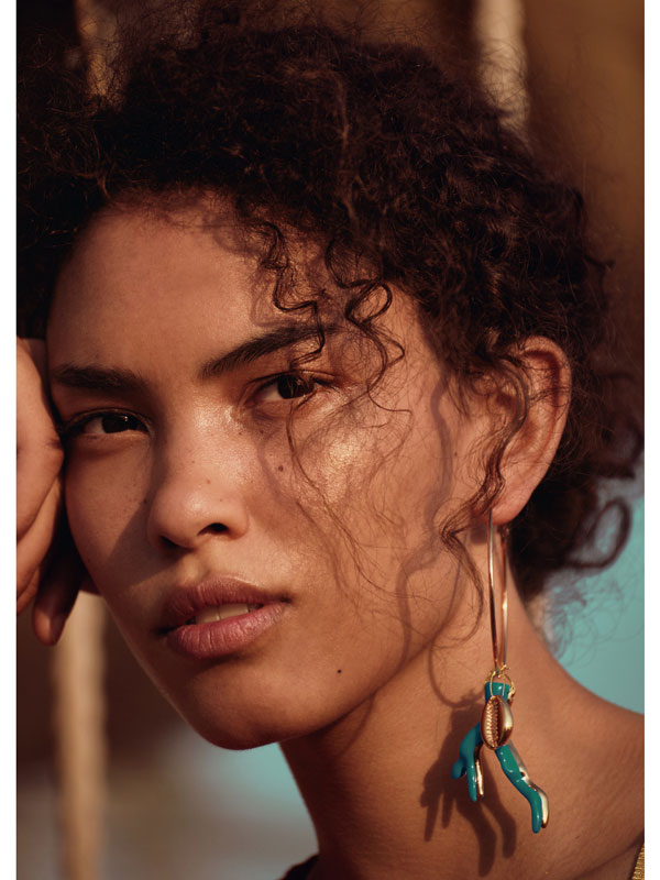 25-nina-henry-main-book