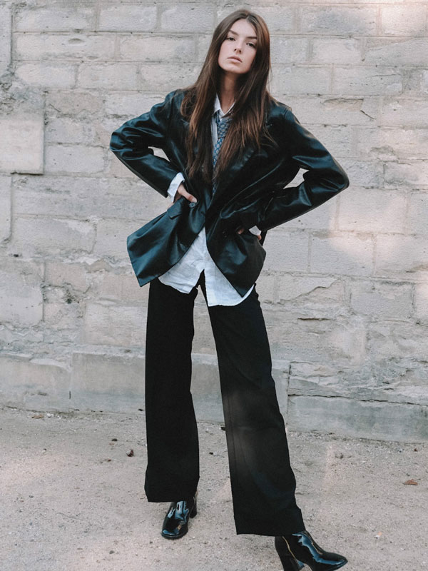 AMELIA-FERNAND---Supreme-Management-Paris_portfolio_27