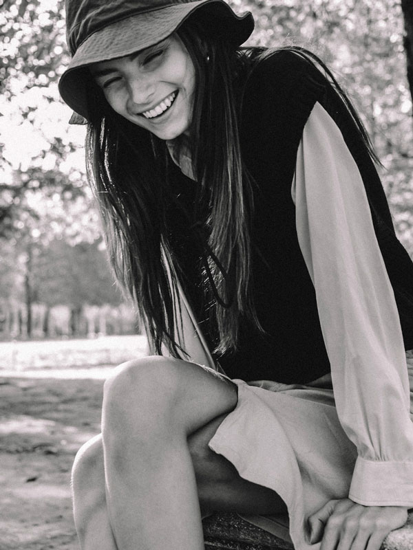 AMELIA-FERNAND---Supreme-Management-Paris_portfolio_33