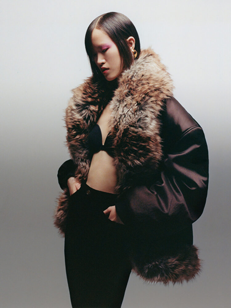 gallery_model_UuntwYdZkPsX