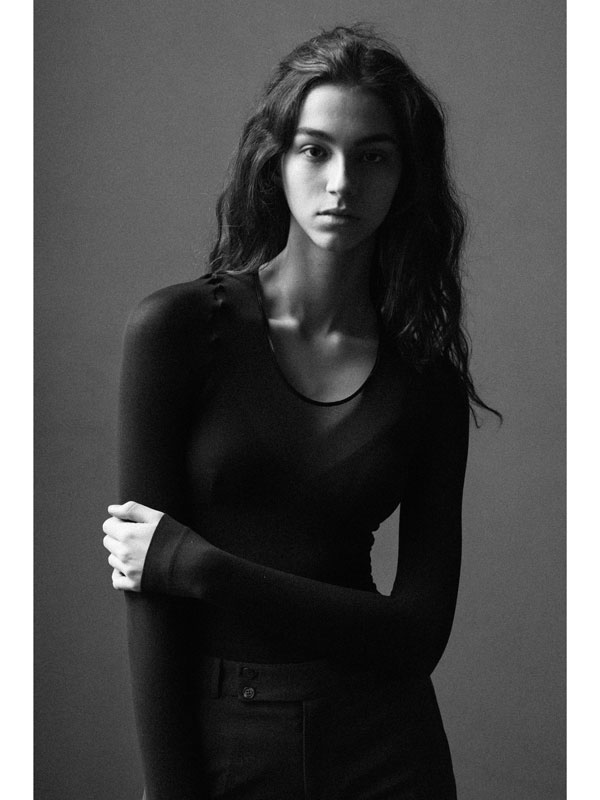 Mariana-Test-from-Milan-(11)