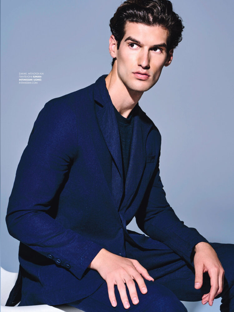 FASHION-EDITORIAL-SKOULOS_page-0002