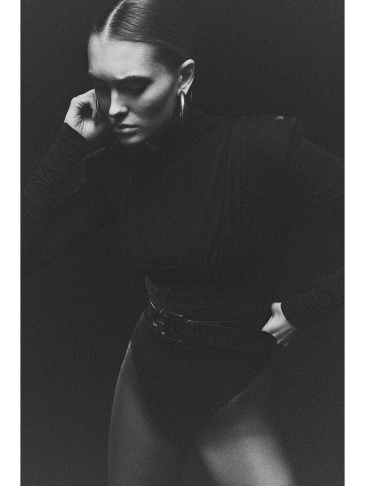 37-maria-dulcet-answear-uncover-models