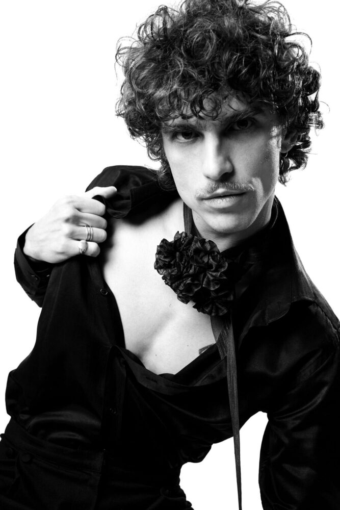 1-grzegorz-c-book-rebel-models