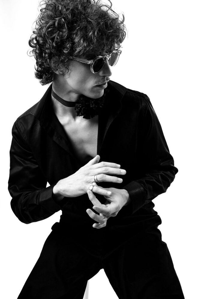 3-grzegorz-c-book-rebel-models