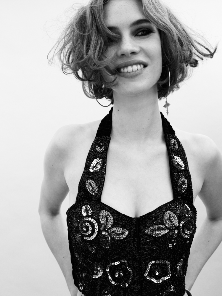 14-meta-v-main-book-unit-model-management-belgium