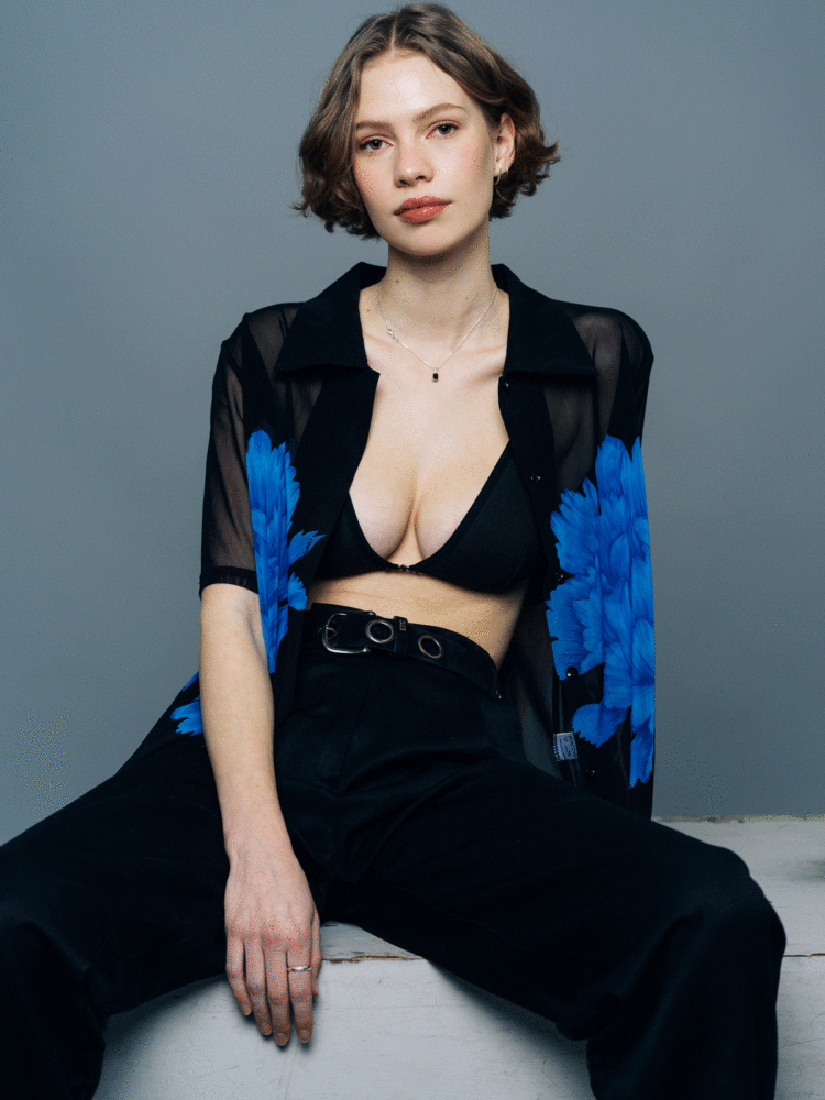 17-meta-v-main-book-unit-model-management-belgium