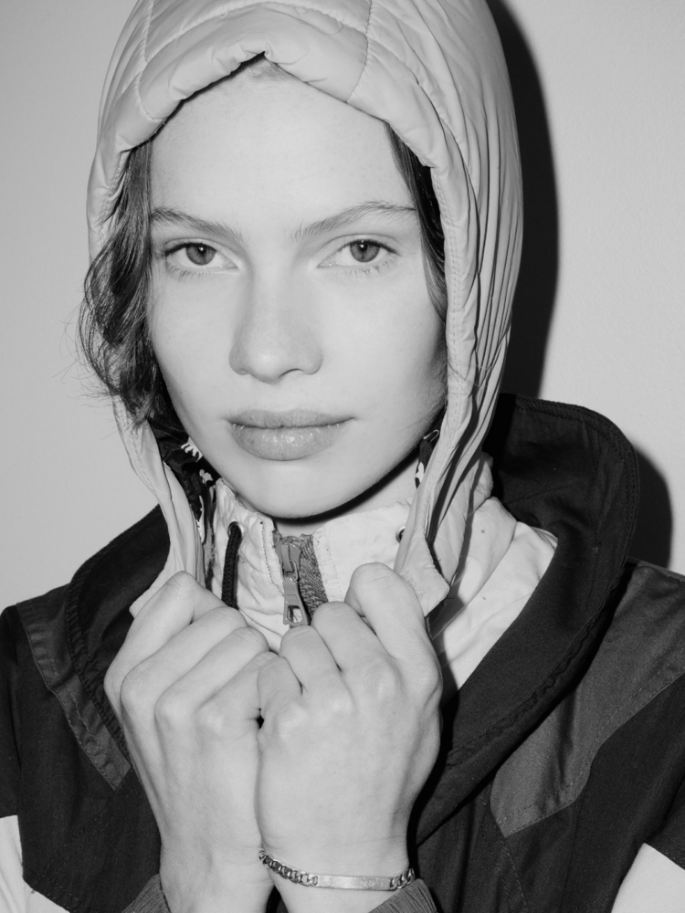 20-meta-v-main-book-unit-model-management-belgium