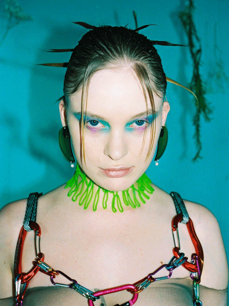 3-iris-goetzke-2022-09-sicky-magazine