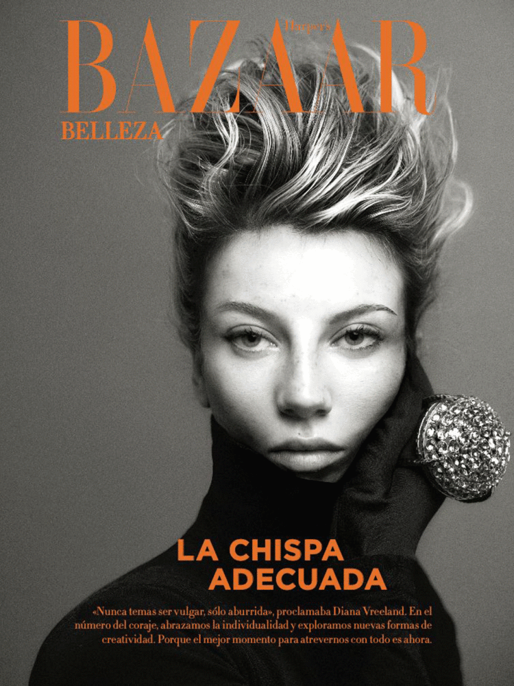 12-daniela-aldana-main-book-uno-madrid