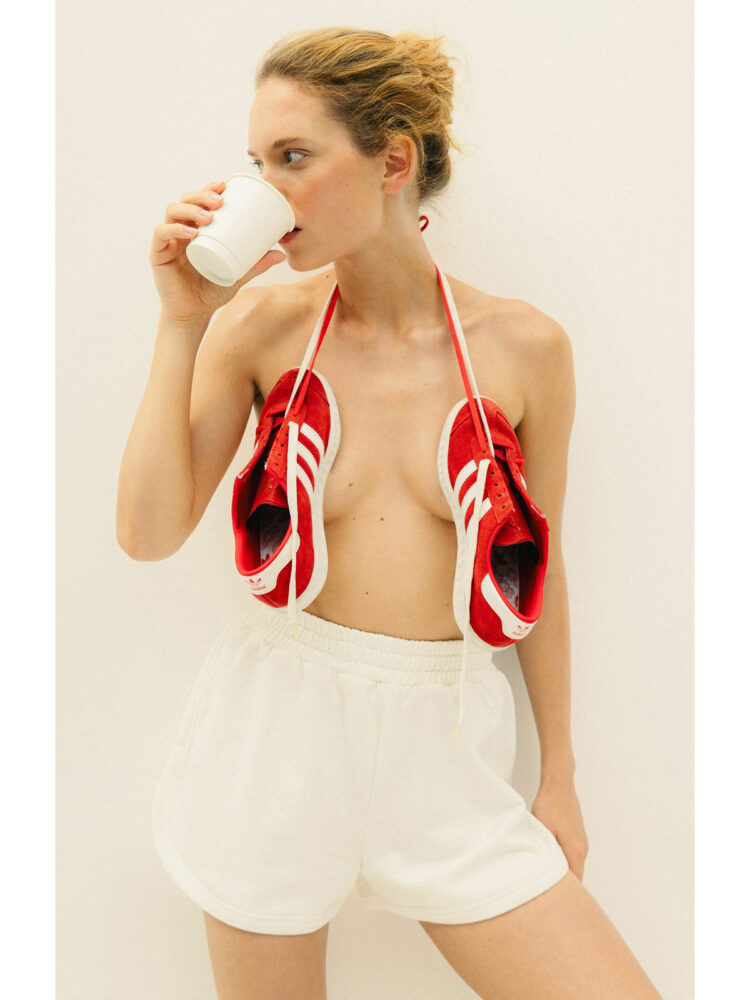 14-kristina-z-main-book-mazer-model-management
