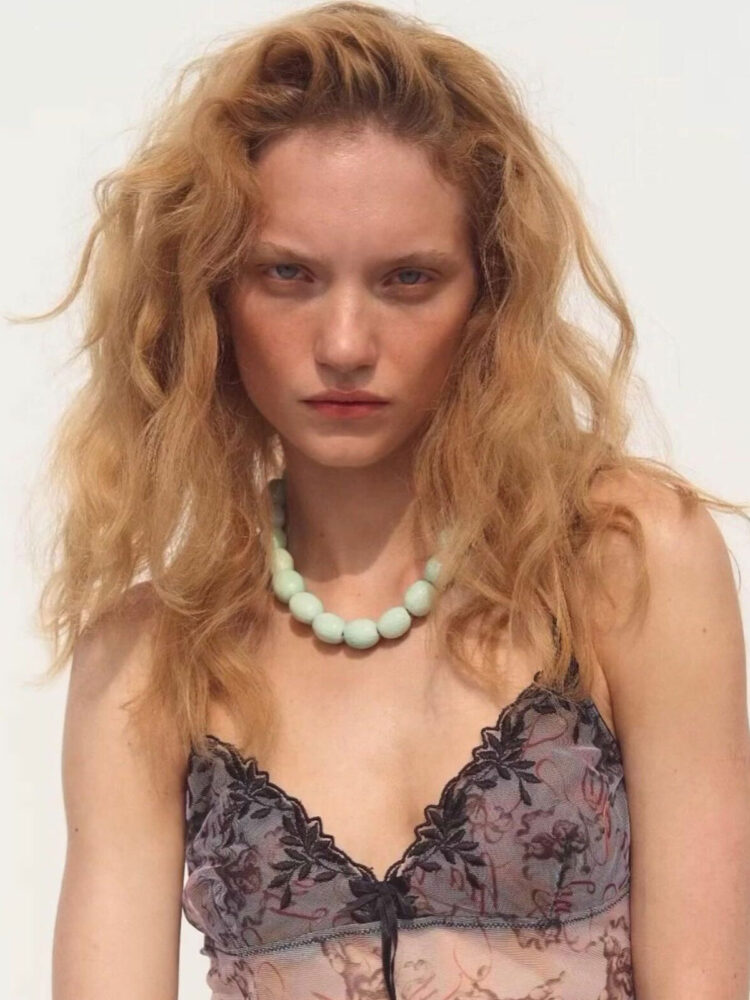 2-kristina-z-main-book-mazer-model-management
