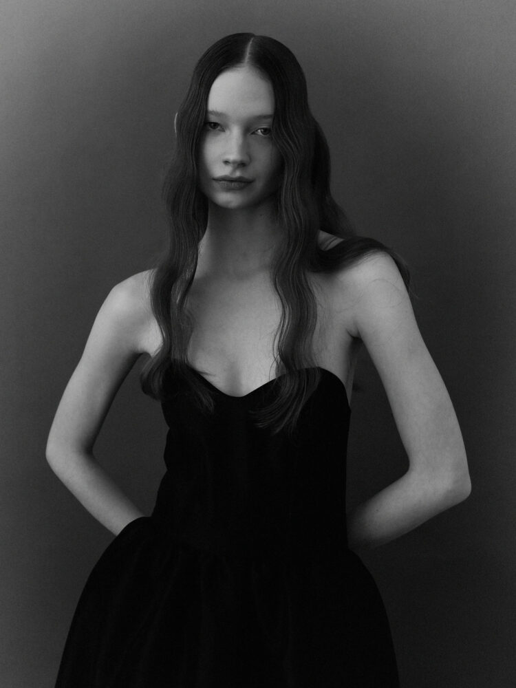 457567657