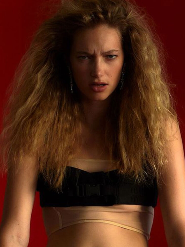 ISABELLA-RATHJE---KULT-MODELS-Portfolio-(2)