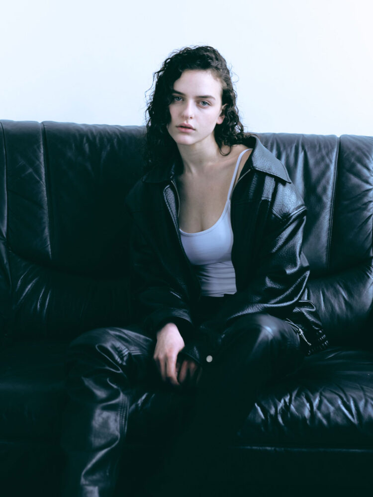 284-daria-curinaia-full-book-selective-mgmt