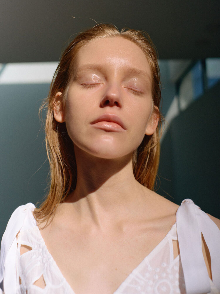 jeske-v-noble-lookbook-skins-model-management-b-v-(12)