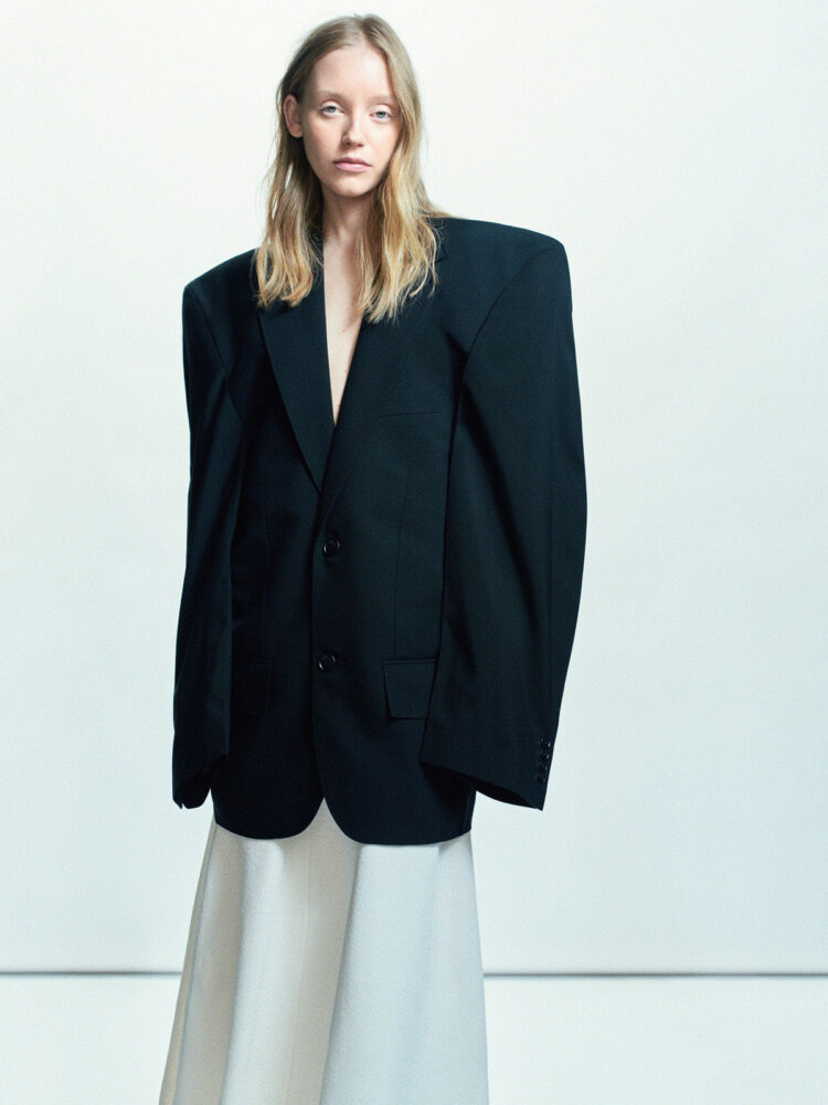 jeske-v-r1-skins-model-management-b-v-(9)