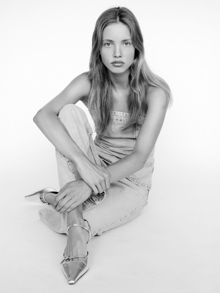 olivia_by_marinaadams04