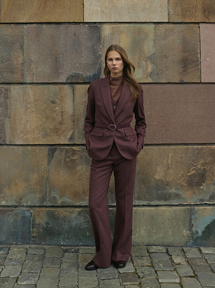 LOLA-LOOKBOOK-FALL-2025-5