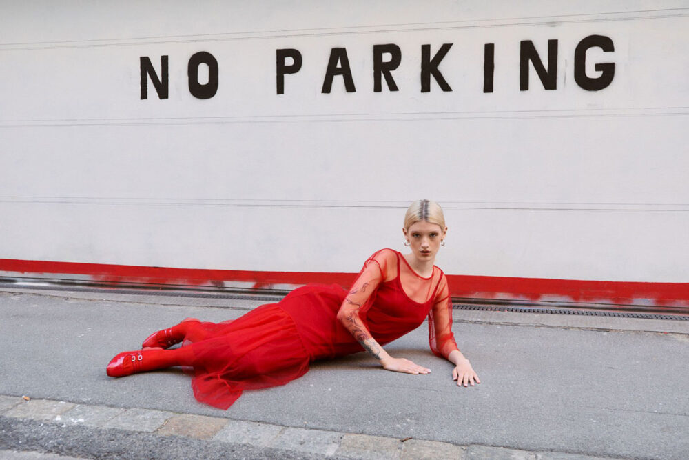 tea-c-all-addicted-to-models-(43)