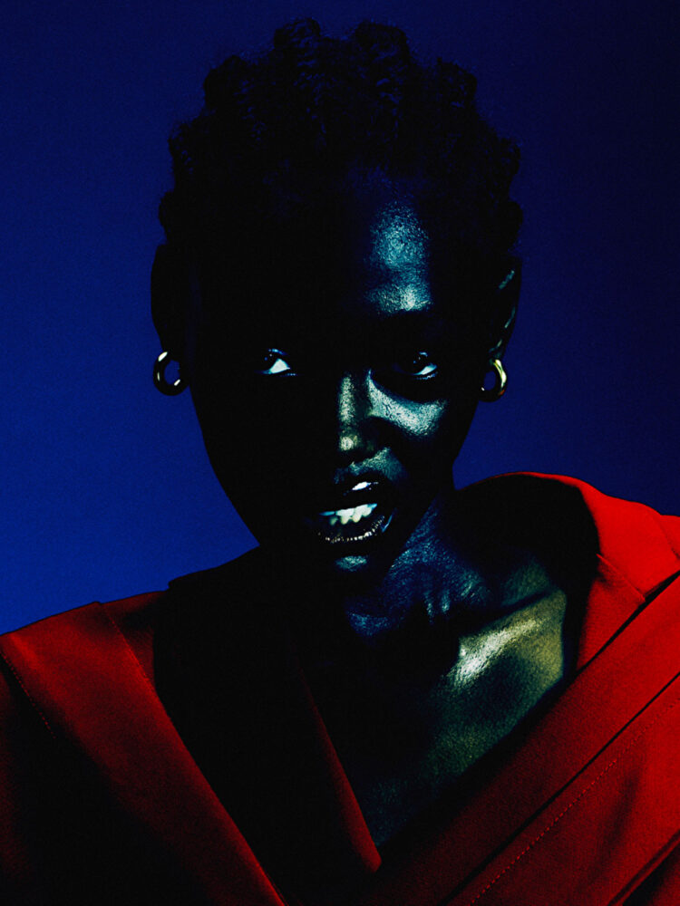gallery_model_omFsreQSdqM3