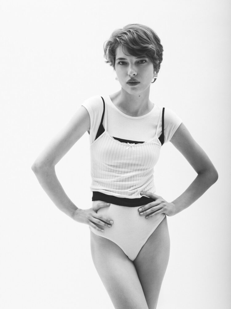 100-stassia-k-main-book-inter-models