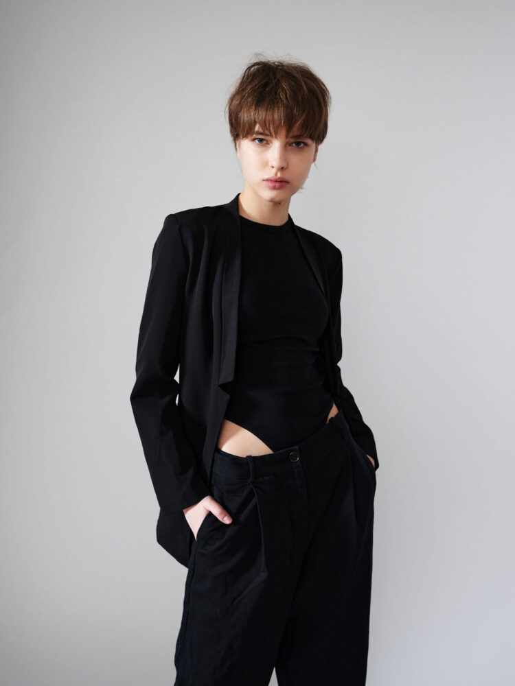 15-stassia-k-cast-2-inter-models