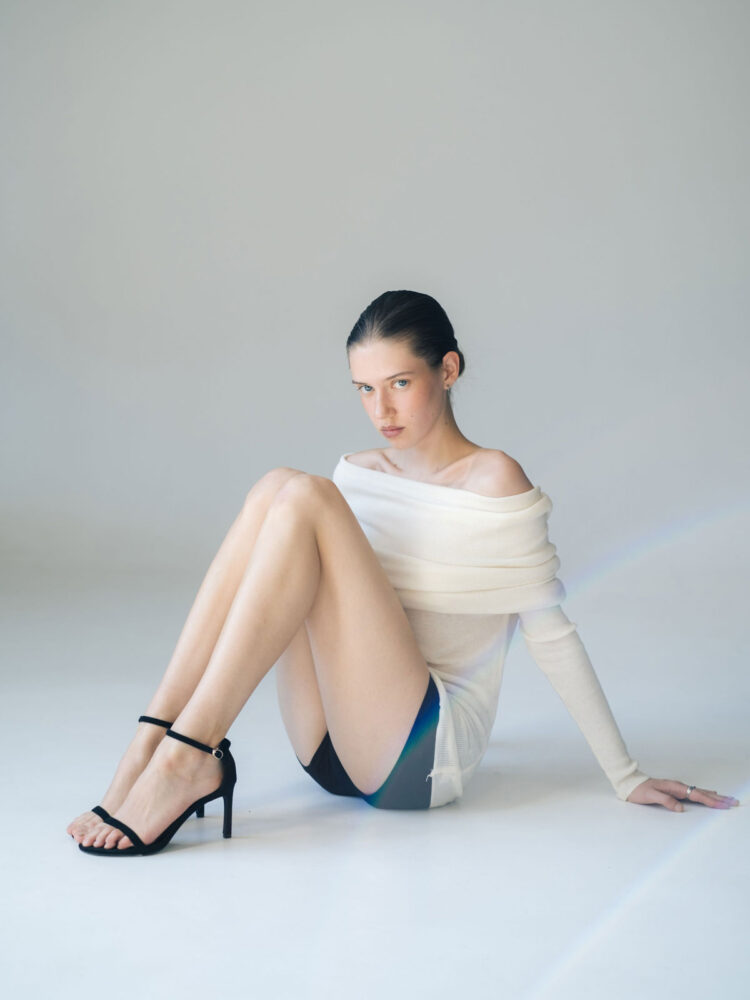 sofi-test-blanc-models-(5)