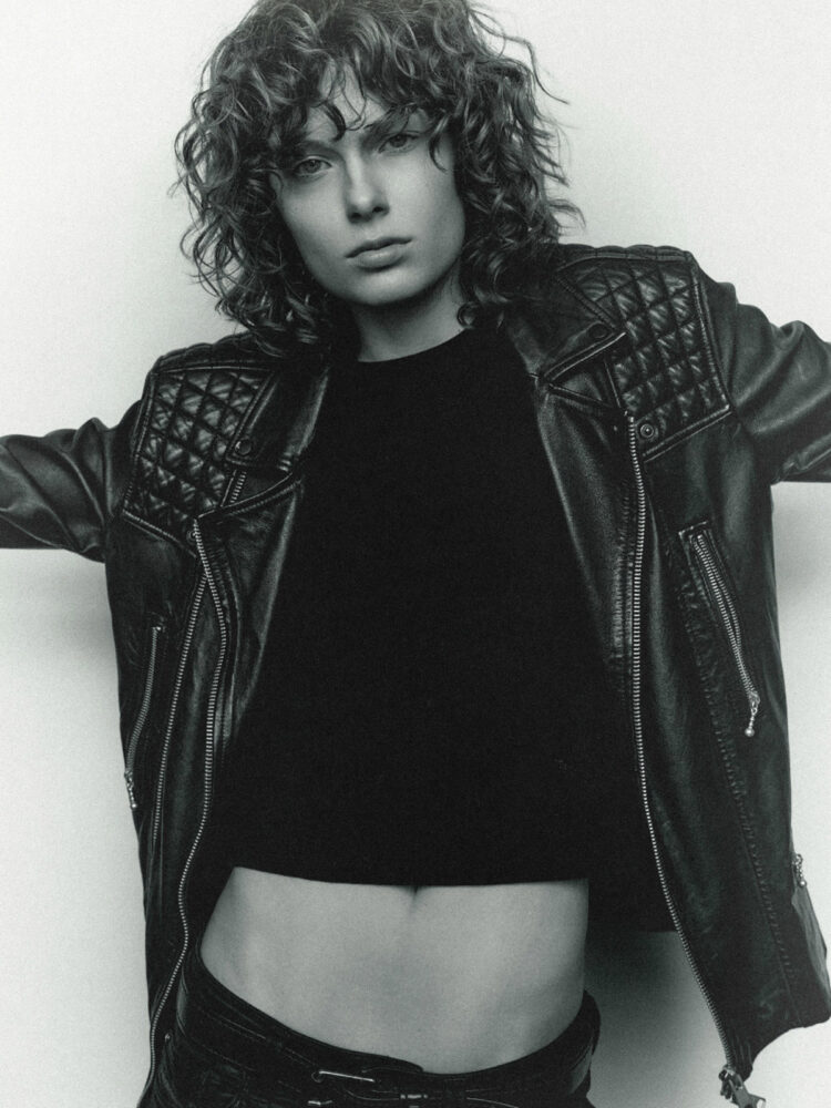 ROMY-DE-BRABANDERE---Viva-Models-Portfolio_10