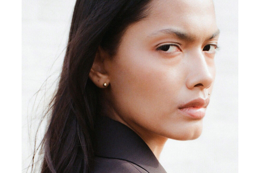 andrea-a-main-book-the-aegency-(8)