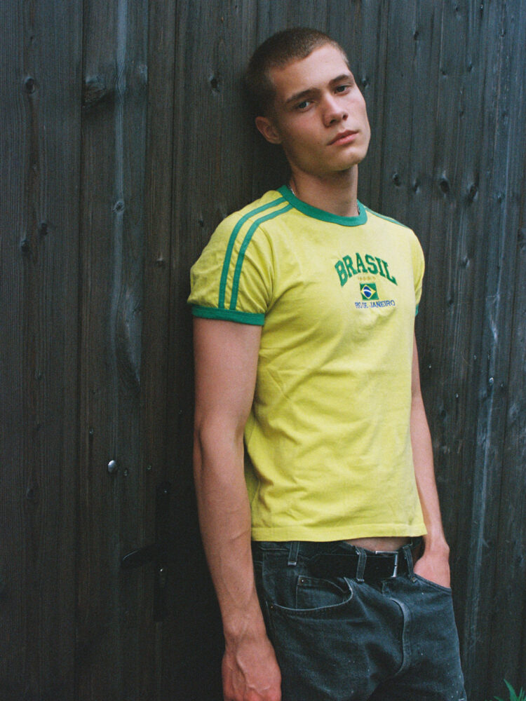 j