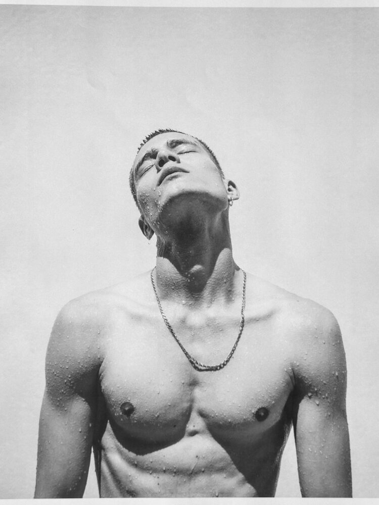 v
