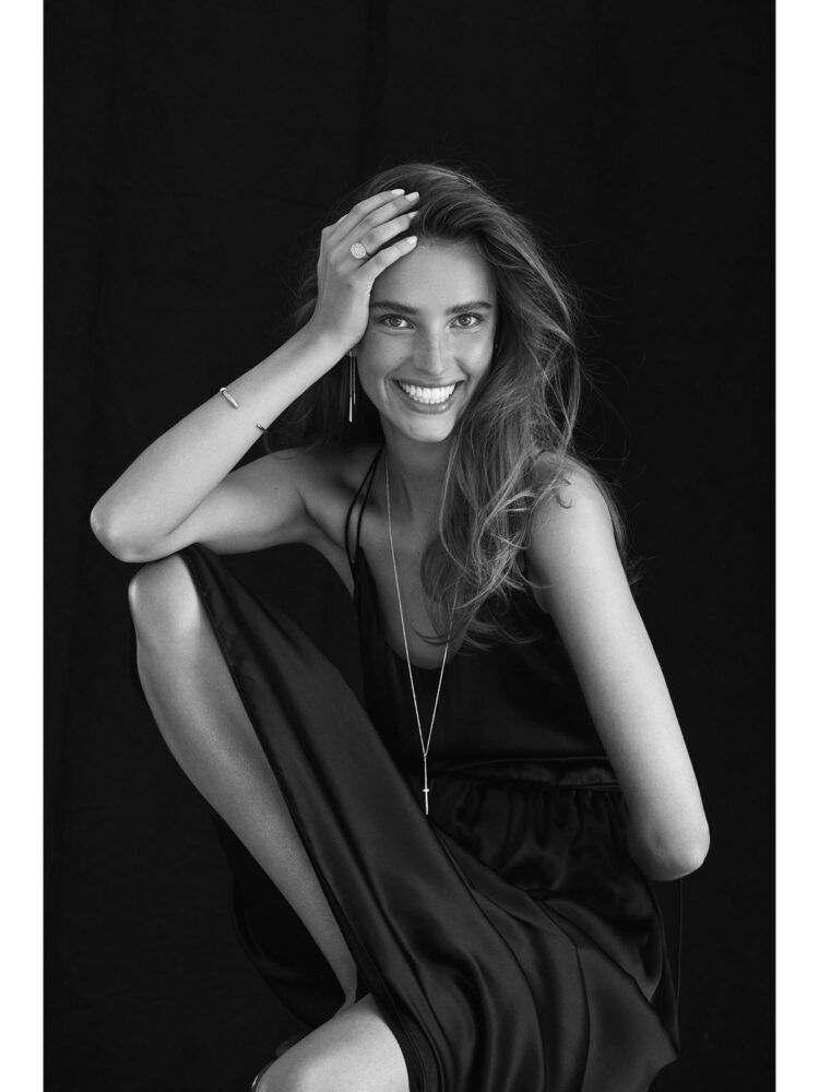 CLARA-HERTZ---UNIQUE-MODELS-Portfolio_15