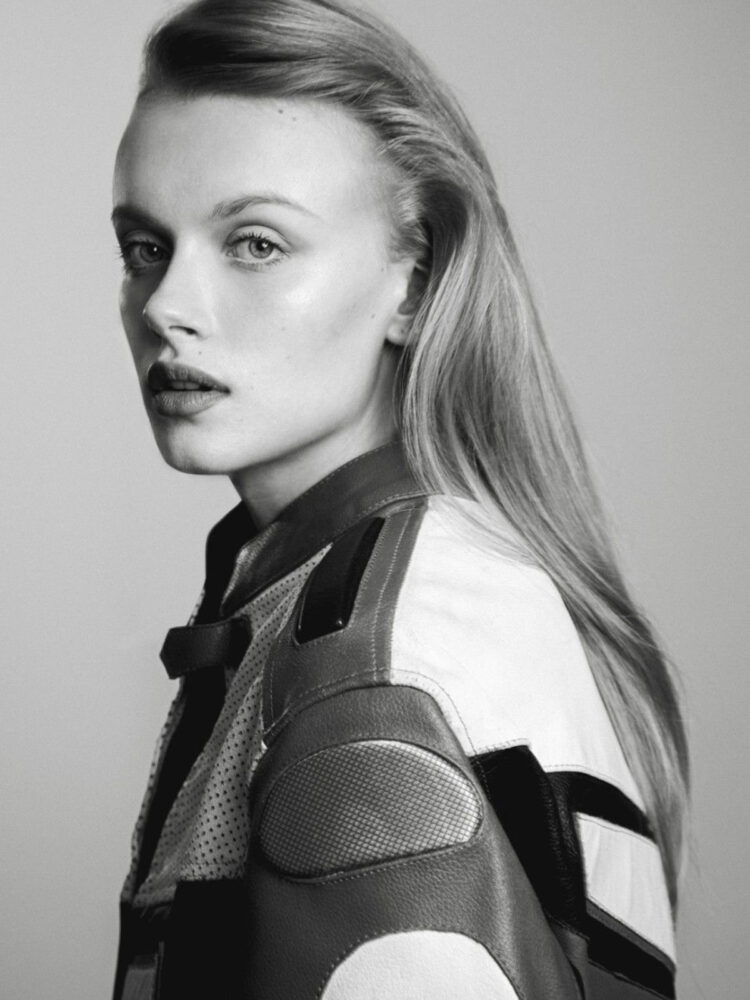 sara-m-paris-nur-model-management-srls-(4)