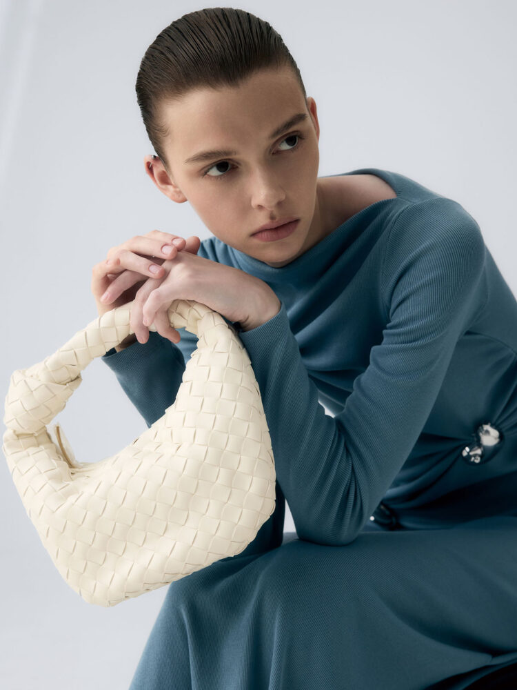 8-julie-main-book-first-line-model-management