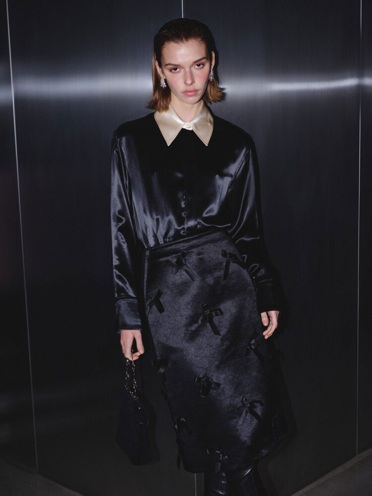 JULIE--first-line-model-management-(1)