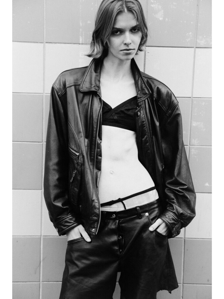 julie-by-jora-zaria-first-line-model-management-(38)