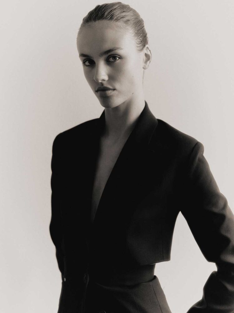15-maja-w-book-new-idol-looks