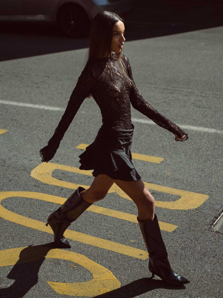21-maria-l-main-book-nur-model-management-srls