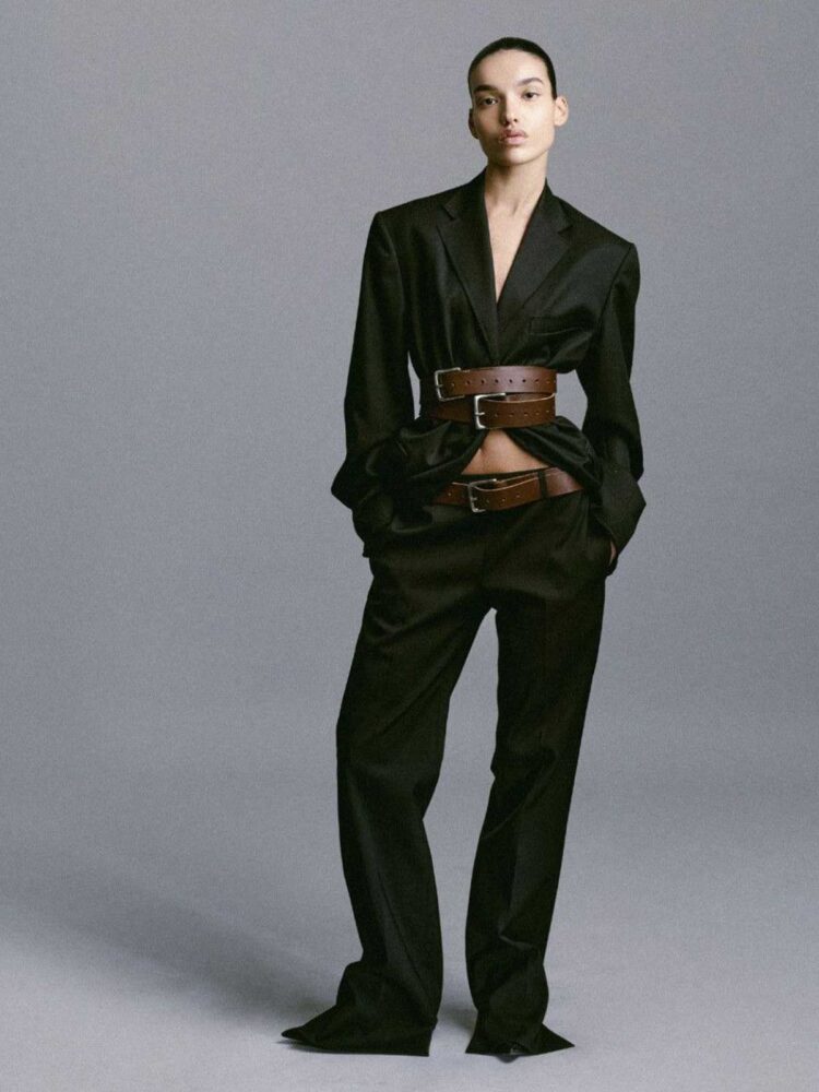 52-maria-l-main-book-nur-model-management-srls
