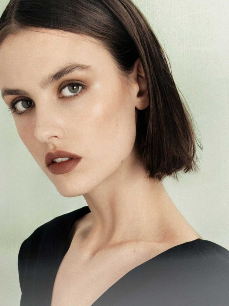 6-maja-w-book-new-idol-looks