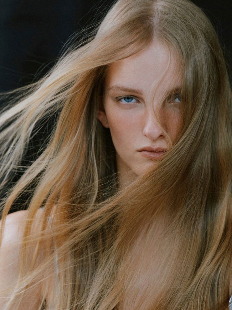 MALIN-PEYMANN---KULT-MODELS-Portfolio_2