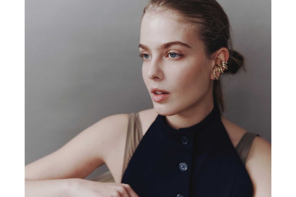 lucy-weronika-walijewska-as-management-(43)