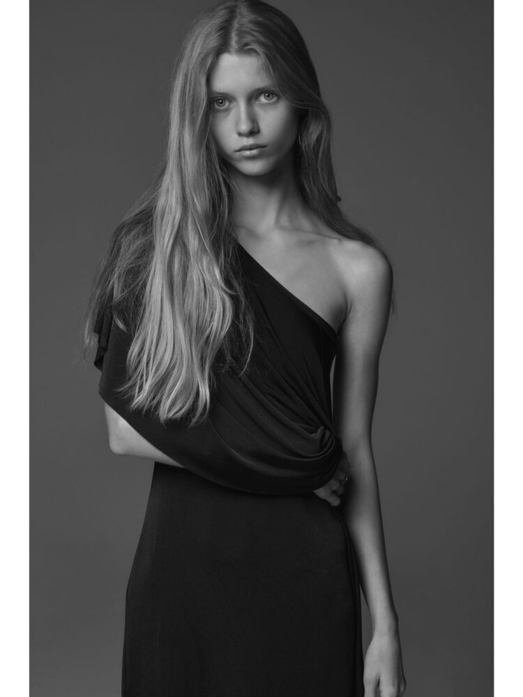 nadiia-tests-2024-2025-mazer-model-management-(427)