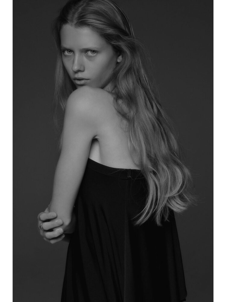 nadiia-tests-2024-2025-mazer-model-management-(452)