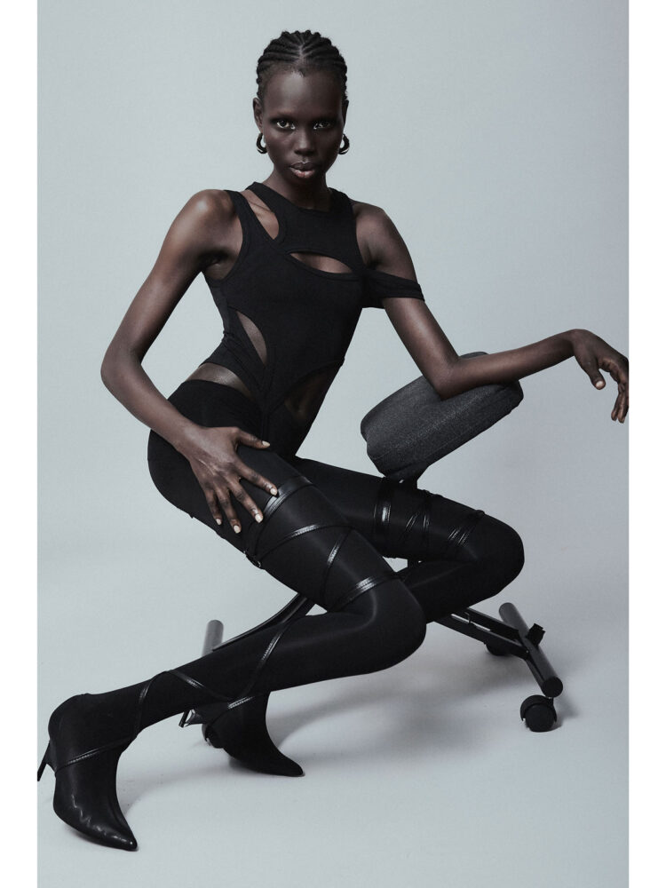 18-nyakuer-test-ursu-row-model-mgmt-srl