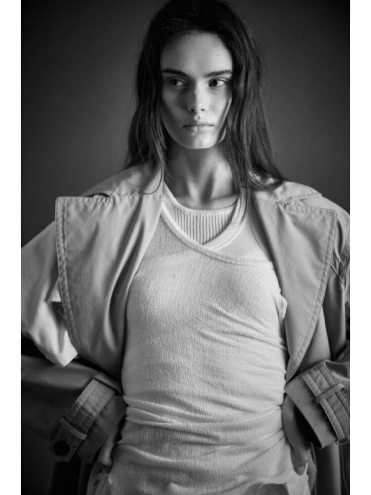 2-karina-s-new-main-book-omg-mm