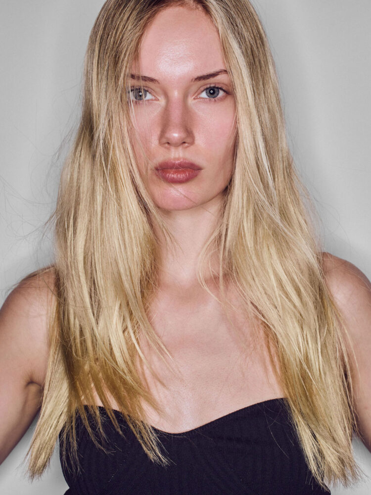 emmy-g-amedeo-volpe-2-noir-model-management-(11)